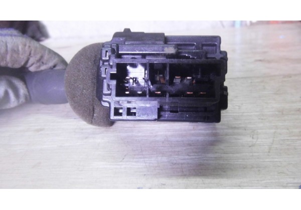 Перемикач склоочисників Peugeot/Citroen, AX, ZX, 106, 206, 306, Partner, Berlingo, 96049597ZL